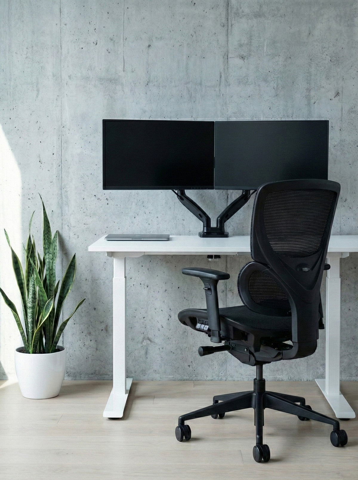 K22 Operator Chair in a professional workspace