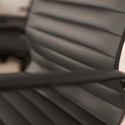 Aura Medium Leather Chair