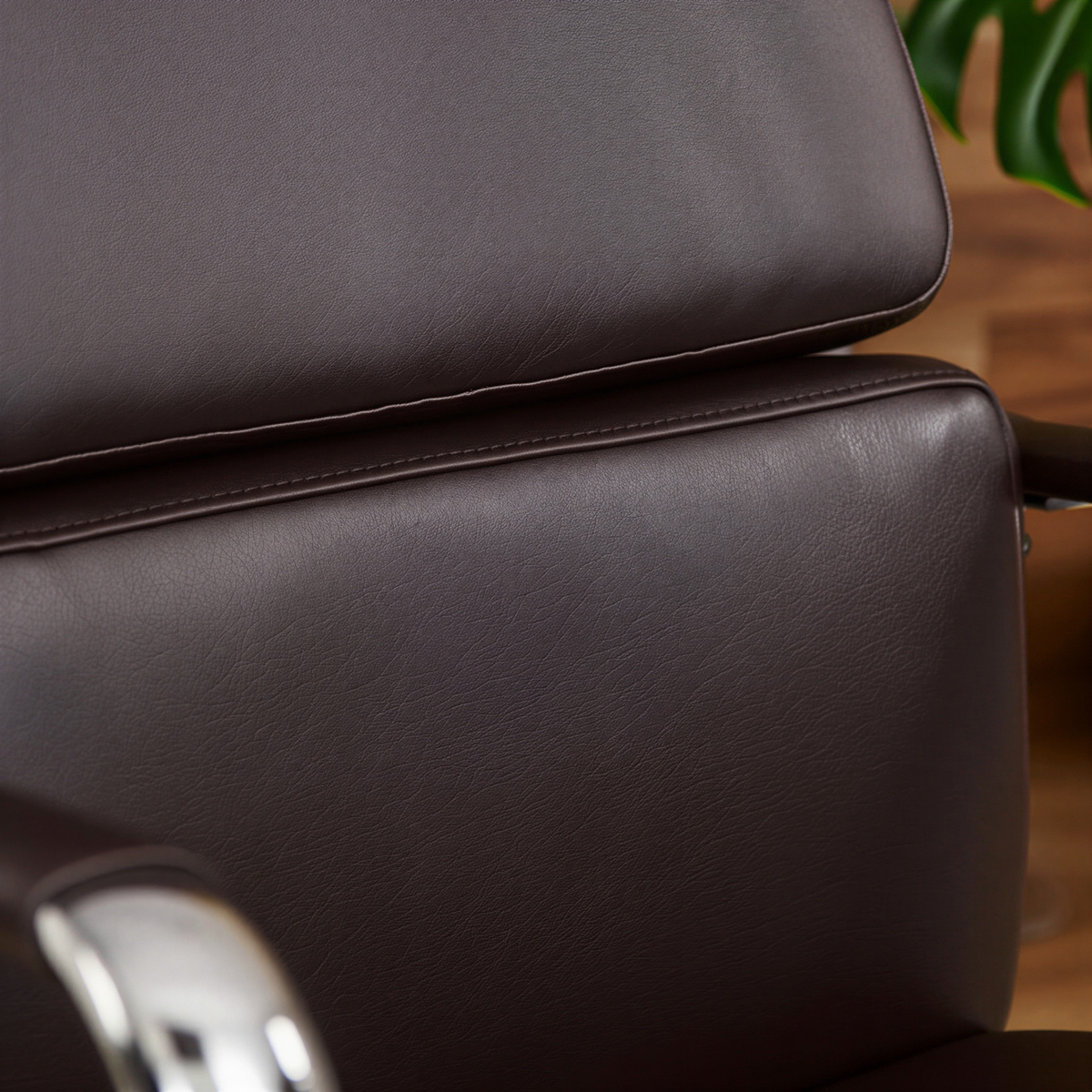 Deco Retro Executive Chair in a home-office setting, view 3