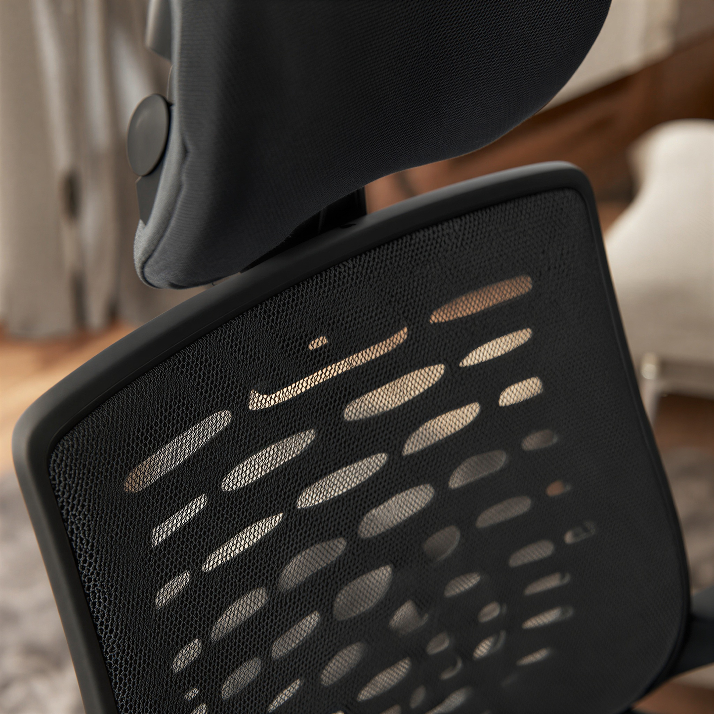 Sigma Mesh Chair