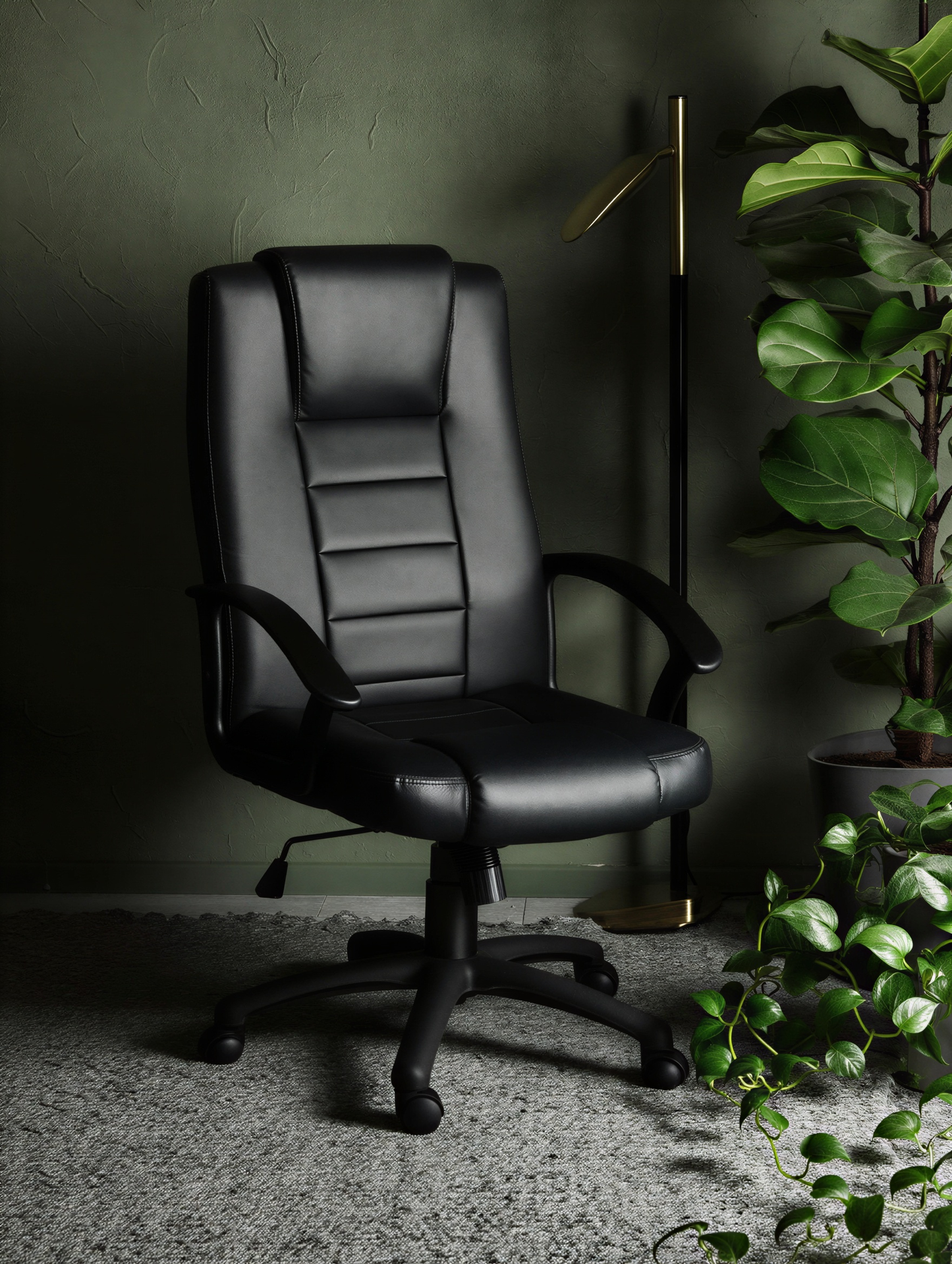 Leader Executive Chair